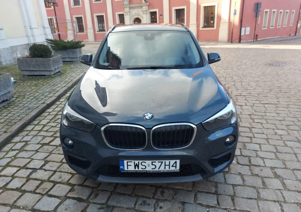 BMW X1 cena 77500 przebieg: 84000, rok produkcji 2017 z Wschowa małe 667